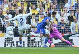 FA kup - Rosenior otišao, Čelsi sačuvao mrežu, konačno dao gol i zakazao finale sa Sitijem!